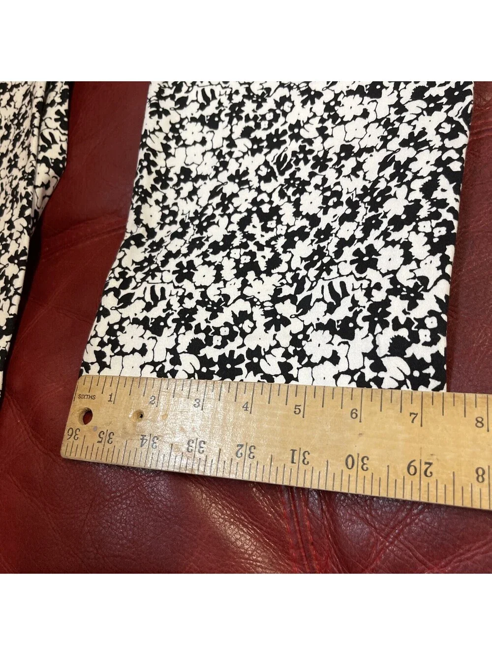 NWT Wear Flair Black White Floral Crop